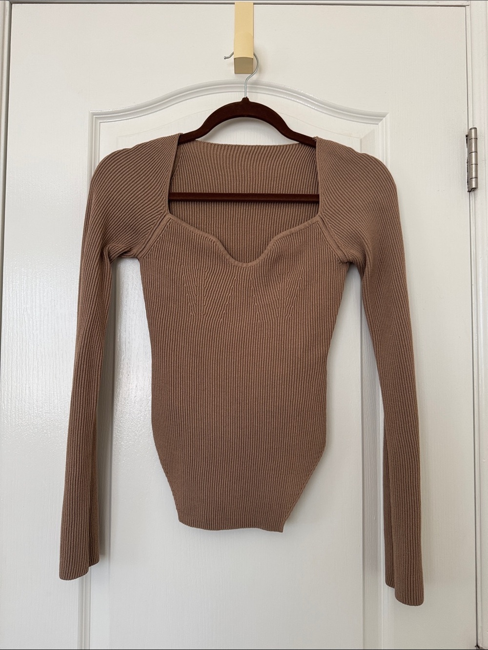 Commense Ribbed Sweetheart Neck Knit Top